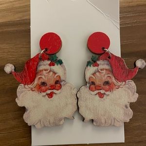 AWESOME WOODEN SANTA EARRINGS IN RED 🤗💕